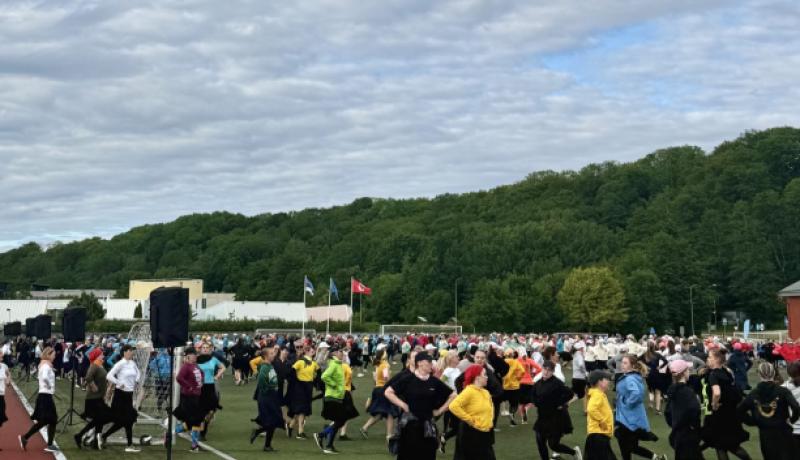 Tantsupidu, Viimsi staadion